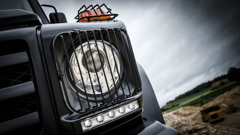 Can’t let those headlights escape.